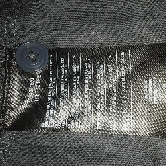 Adorable Long Sleeve Mini Floral Volcom Dress Size Medium - Picture 9 of 10